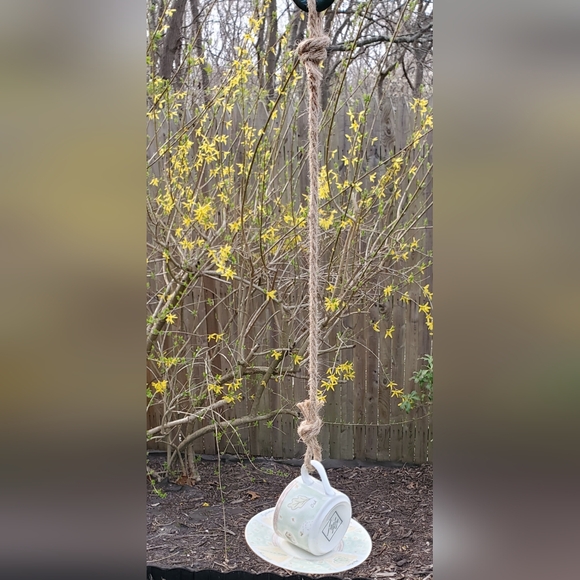 Teacup Bird Feeder Garden Outdoor Decor Tea Cup and Saucer - Picture 2 of 9